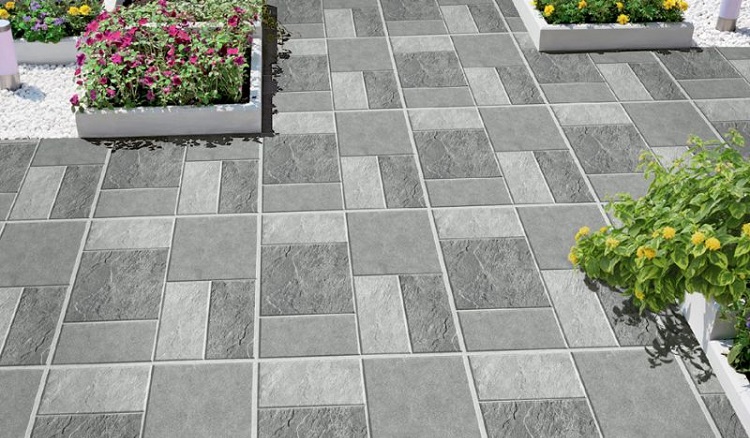 Cần chọn mua gạch lát sân vườn tại Ninh Bình có khả năng chống trơn trượt