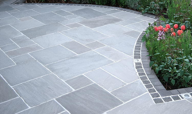 Tại sao bạn nên chọn Hữu Hưng để mua gạch lát sân vườn tại Ninh Bình