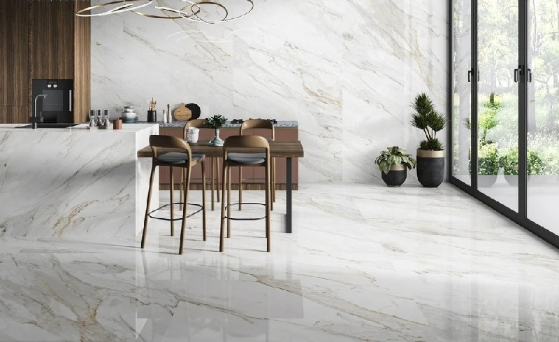 Gạch lát nền bóng tạo hiệu ứng ánh sáng sang trọng