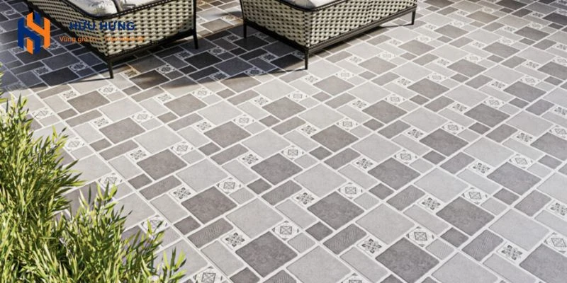 Thi công gạch chống trượt cần tuân thủ các bước cụ thể.