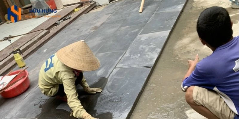 Nền cần chuẩn bị kỹ trước khi ốp lát gạch.